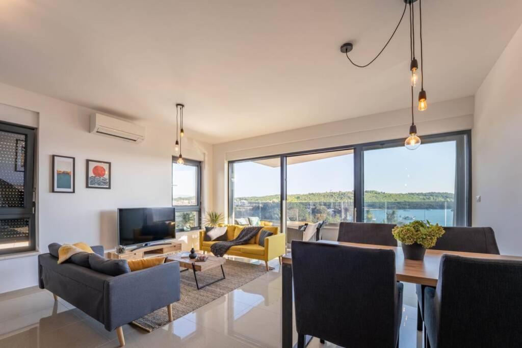 Apartment Emarin Banjole Luaran gambar