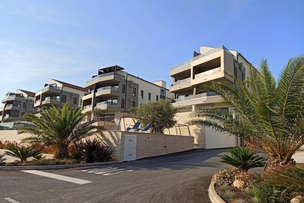 Apartment Emarin Banjole Luaran gambar