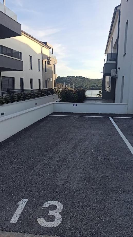 Apartment Emarin Banjole Luaran gambar
